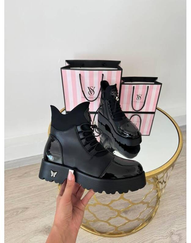 Aulinukai BUTTERS BLACK 